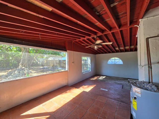 6208 SW 26th St, Miramar, FL 33023