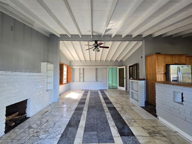 6208 SW 26th St, Miramar, FL 33023