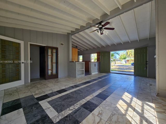 6208 SW 26th St, Miramar, FL 33023