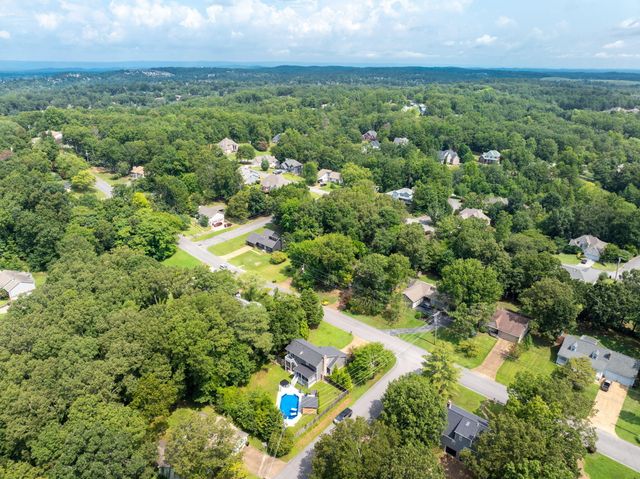 8930 Quail Run Drive, Chattanooga, TN 37421