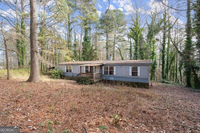 5160 E Holiday Court SE, Acworth, GA 30102