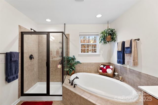 401 Brookridge Drive, Mount Holly, NC 28120