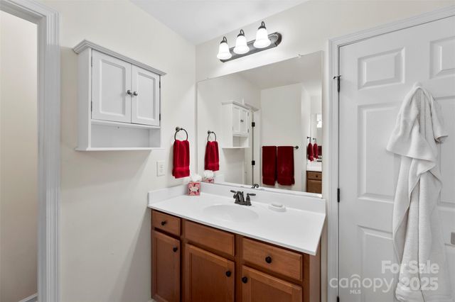 401 Brookridge Drive, Mount Holly, NC 28120