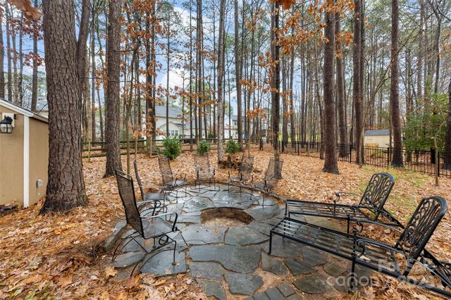 401 Brookridge Drive, Mount Holly, NC 28120