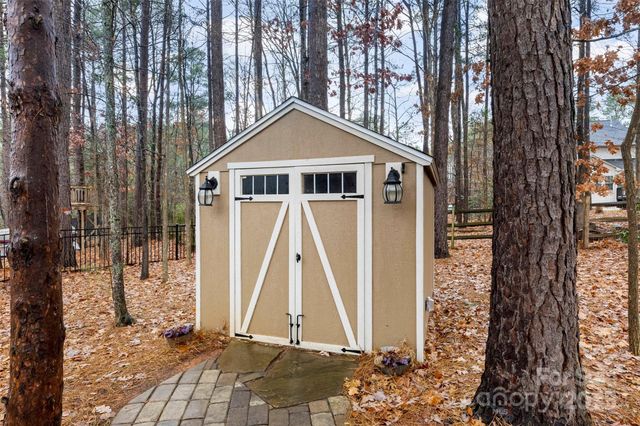 401 Brookridge Drive, Mount Holly, NC 28120