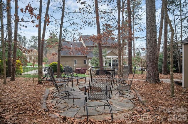 401 Brookridge Drive, Mount Holly, NC 28120