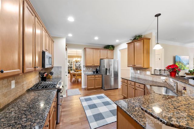 401 Brookridge Drive, Mount Holly, NC 28120