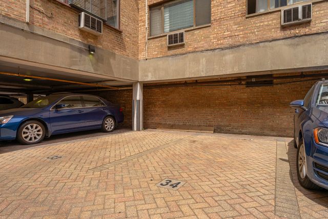 611 W Patterson Avenue 420, Chicago, IL 60613