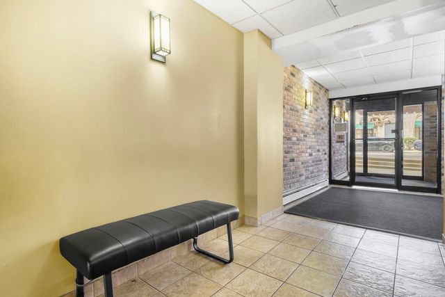 611 W Patterson Avenue 420, Chicago, IL 60613