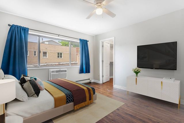 611 W Patterson Avenue 420, Chicago, IL 60613