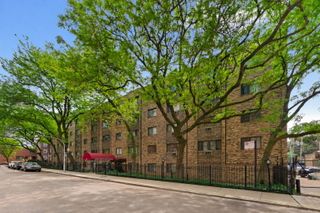 611 W Patterson Avenue 420, Chicago, IL 60613