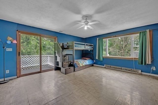 21 N Steele St, Worcester, MA 01607