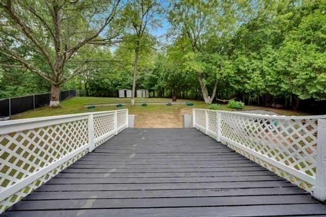 21 N Steele St, Worcester, MA 01607