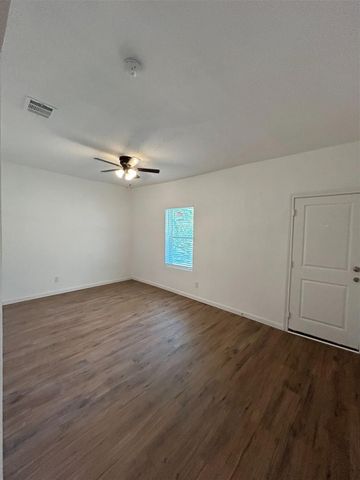 705 E Jones Street, Sherman, TX 75090
