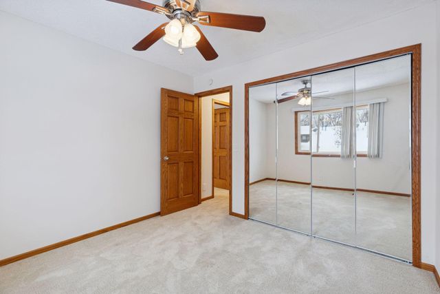 105 South Drive D, Circle Pines, MN 55014