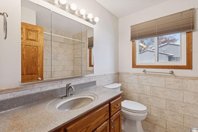 105 South Drive D, Circle Pines, MN 55014