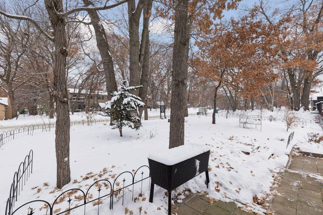 105 South Drive D, Circle Pines, MN 55014