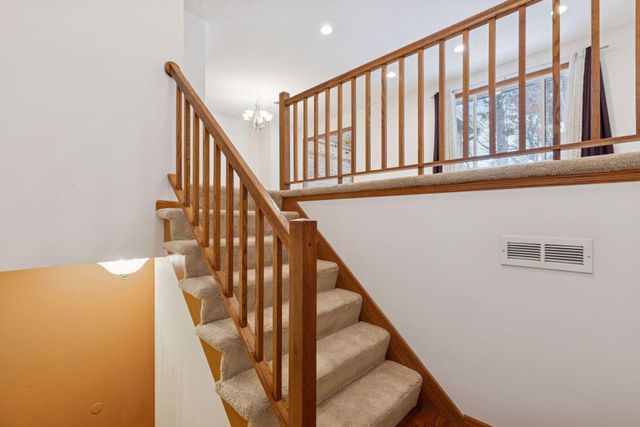 105 South Drive D, Circle Pines, MN 55014