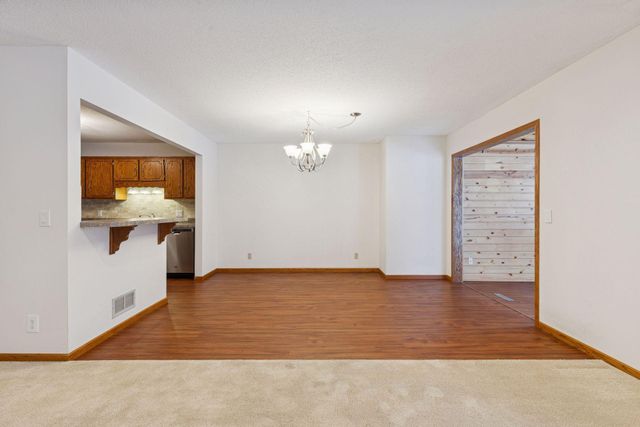 105 South Drive D, Circle Pines, MN 55014