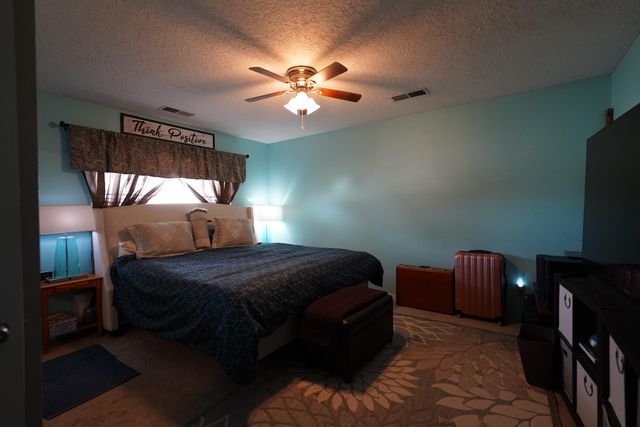 1830 Fran Road SE, Rio Rancho, NM 87124