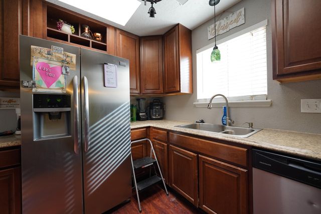 1830 Fran Road SE, Rio Rancho, NM 87124