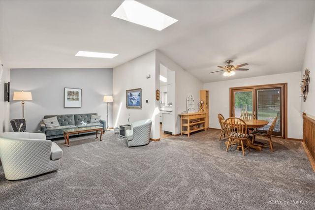 152 Jacquelyn Drive, Bensenville, IL 60106