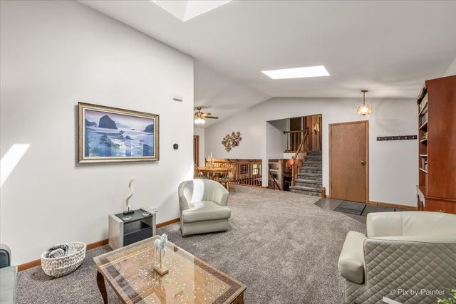 152 Jacquelyn Drive, Bensenville, IL 60106