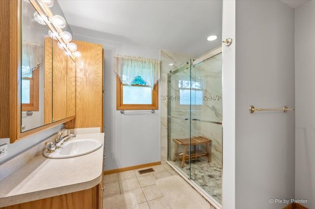 152 Jacquelyn Drive, Bensenville, IL 60106