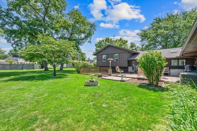 152 Jacquelyn Drive, Bensenville, IL 60106