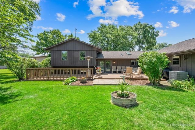 152 Jacquelyn Drive, Bensenville, IL 60106