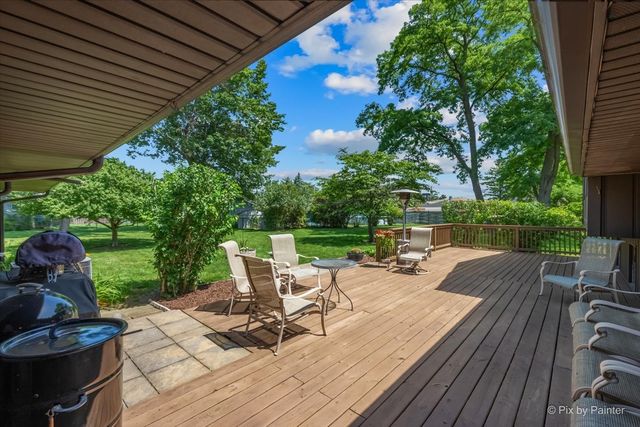 152 Jacquelyn Drive, Bensenville, IL 60106