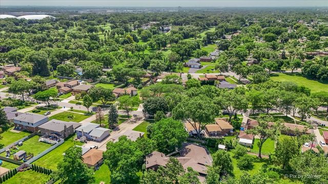 152 Jacquelyn Drive, Bensenville, IL 60106