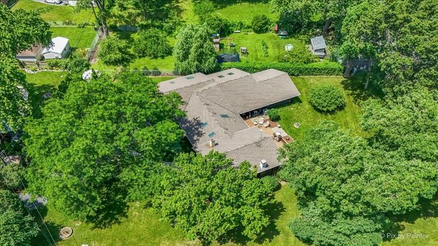 152 Jacquelyn Drive, Bensenville, IL 60106
