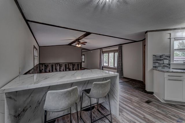 3615 CHIEF DR, Rapid City, SD 57701