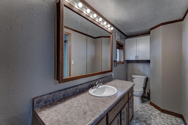 3615 CHIEF DR, Rapid City, SD 57701