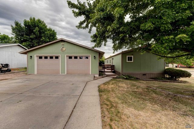 3615 CHIEF DR, Rapid City, SD 57701