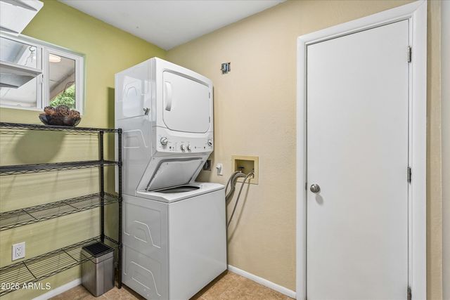 18232 N 26TH Place, Phoenix, AZ 85032