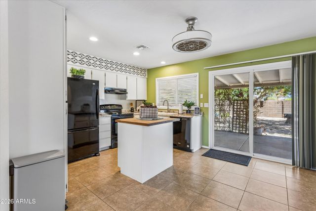 18232 N 26TH Place, Phoenix, AZ 85032