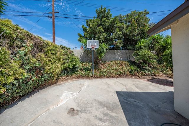 12146 Grovedale, Whittier, CA 90604