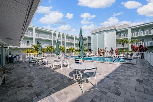 1706 BELLEAIR FOREST DRIVE 220, Belleair, FL 33756