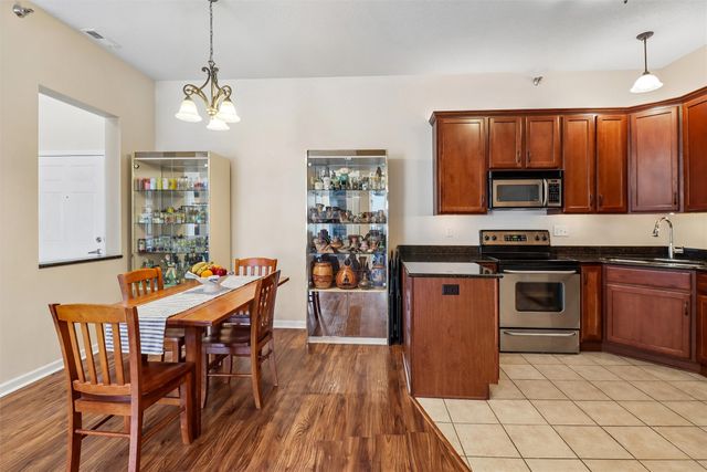 3031 Grand Avenue 317, Des Moines, IA 50312