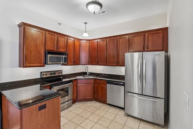3031 Grand Avenue 317, Des Moines, IA 50312