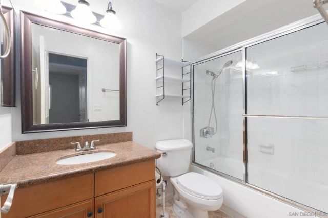 6750 Beadnell Way 39, San Diego, CA 92117