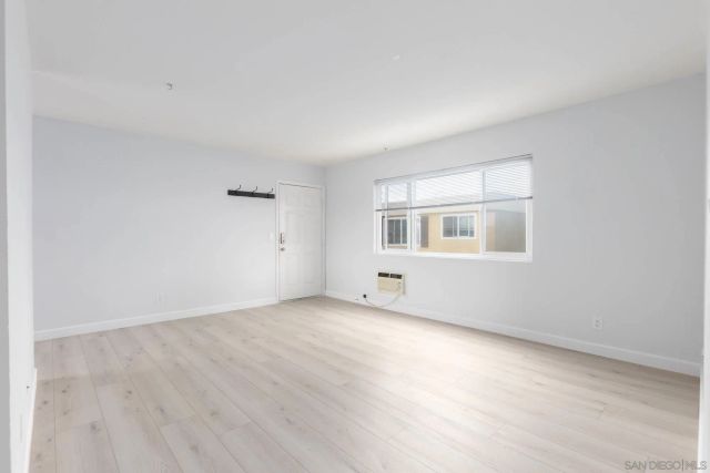 6750 Beadnell Way 39, San Diego, CA 92117