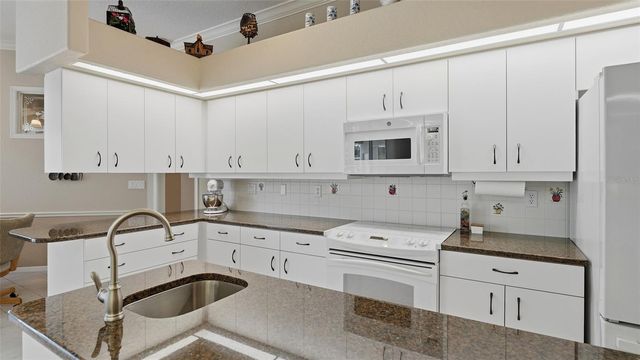 409 BELLINI CIRCLE, Nokomis, FL 34275