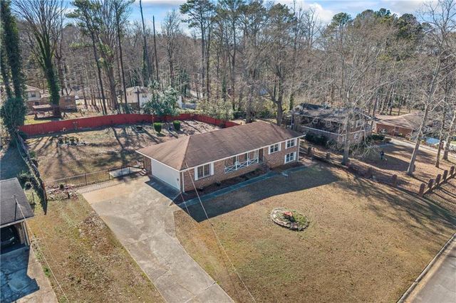 2699 Woodfen Drive, Ellenwood, GA 30294