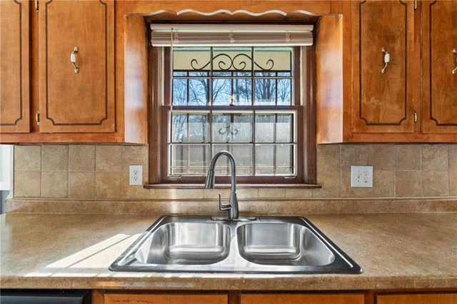 2699 Woodfen Drive, Ellenwood, GA 30294