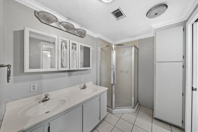 3932 Allen Road, Pearland, TX 77584
