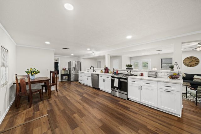 3932 Allen Road, Pearland, TX 77584