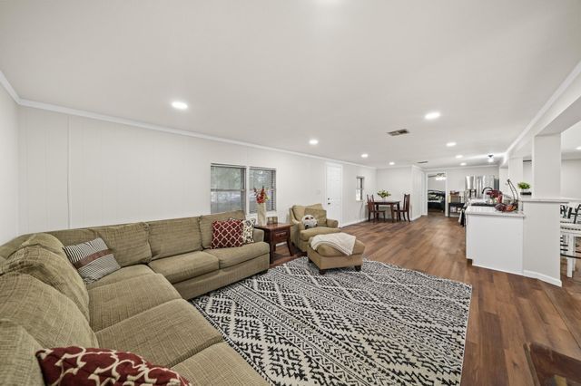 3932 Allen Road, Pearland, TX 77584
